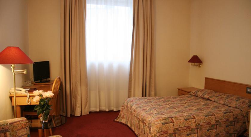 Hotel Sarunas 3*